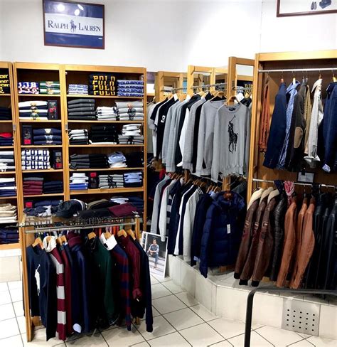 vetement homme saint etienne|Vêtements pour homme en boutique à Saint